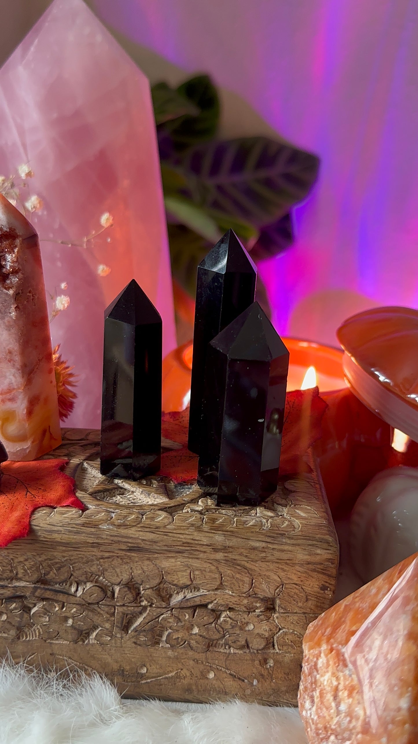 Obsidian points