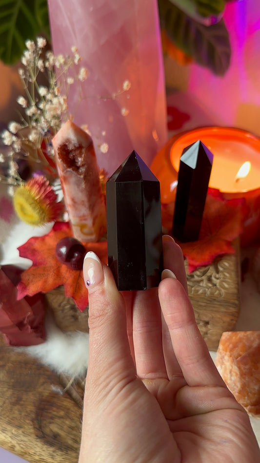 Obsidian points