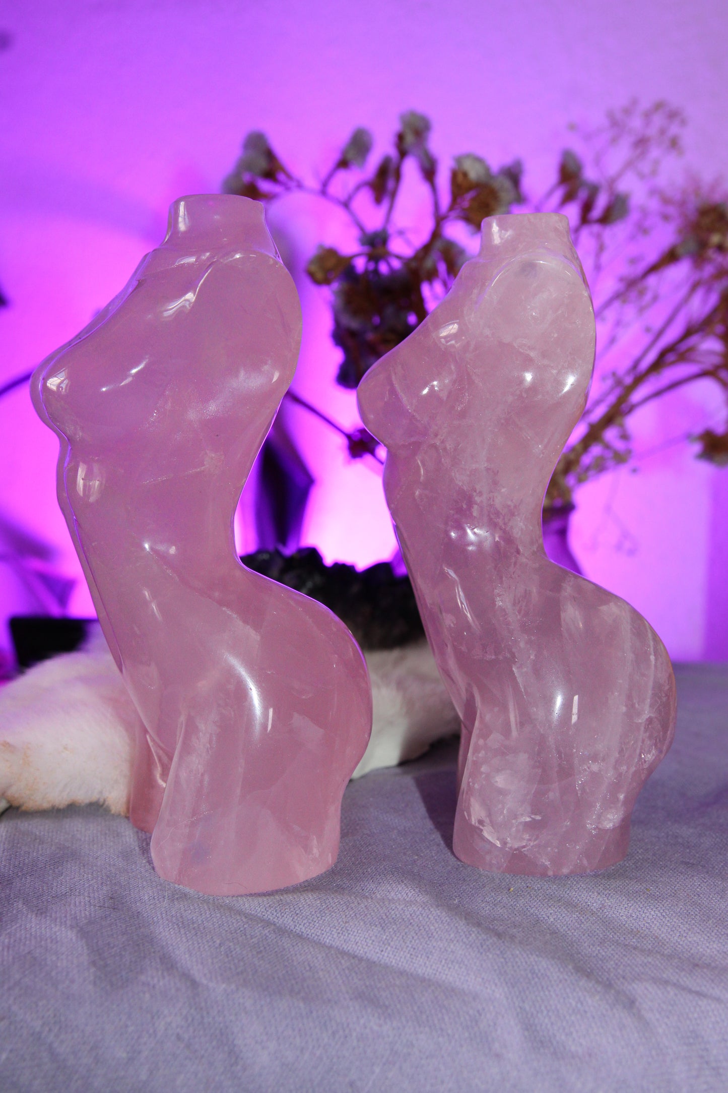 Rose quartz body