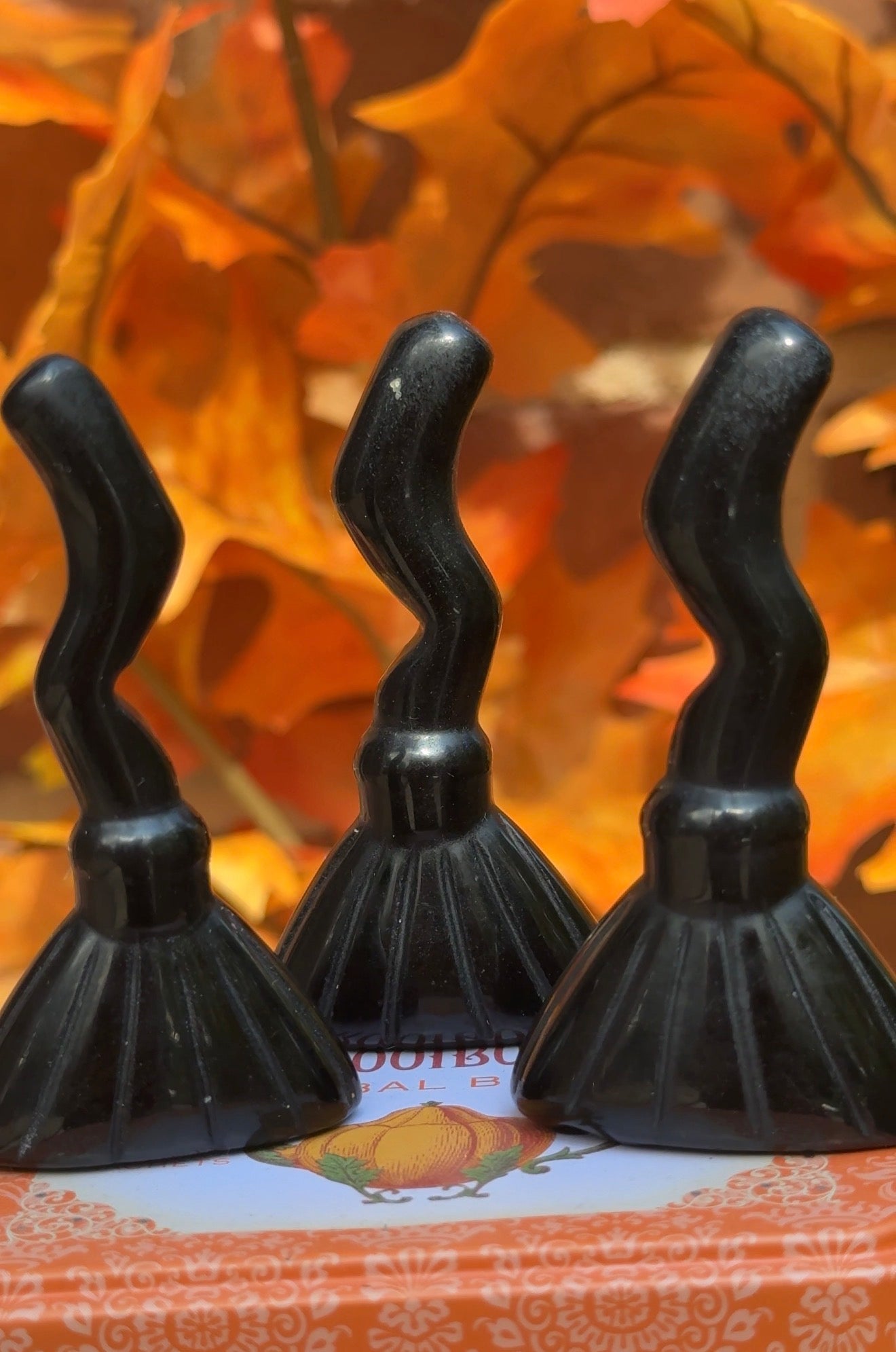 Obsidian witches broom
