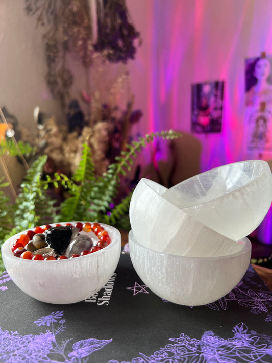 Selenite crystal charging bowl